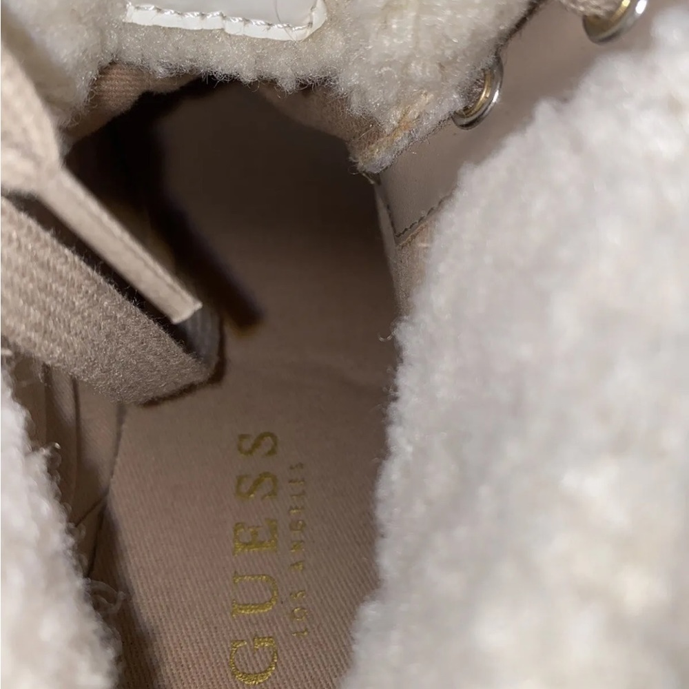 Guess Women’s Suede Hightop Faux Fur Sneakers Sz 7.5 WGSAMEE-R EUC - Picture 11 of 11